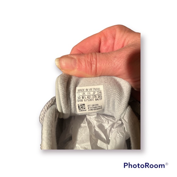 Adidas Neo Suede Gray Sneaker, size 10 - Picture 3 of 6